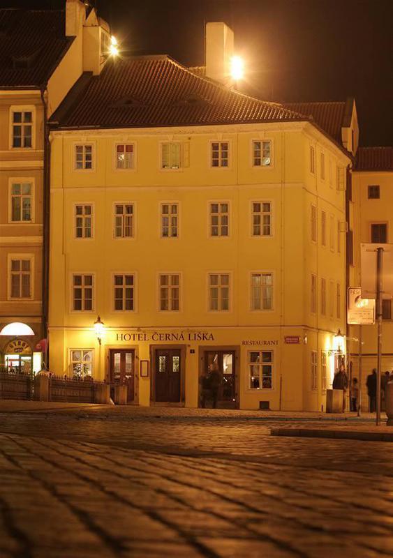 Cerna Liska Hotel Praga Exterior foto