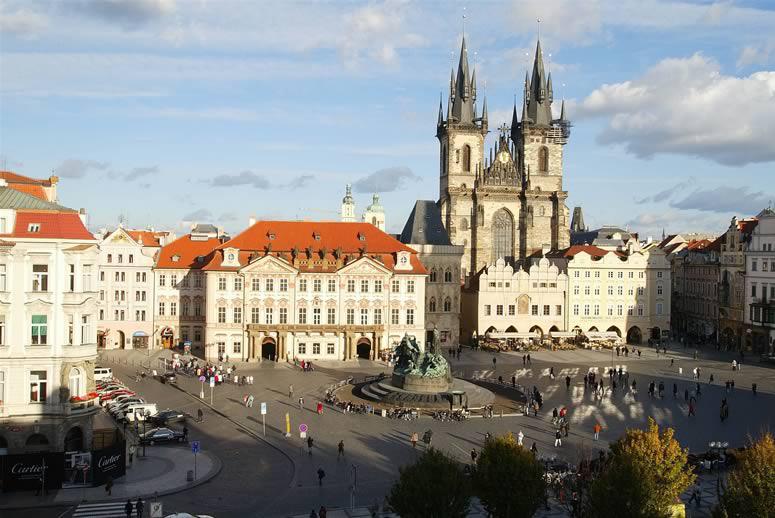 Cerna Liska Hotel Praga Exterior foto
